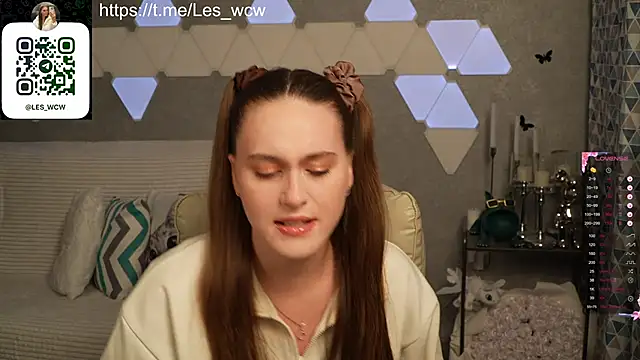 Snapshot of HarleyDeess chatting on October 25, 2025, 7:52 pm HarleyDeess online show from October 25, 2025, 7:52 pm