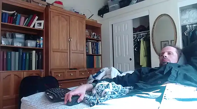 HandsumHungDaddy online show from March 17, 2025, 6:11 pm