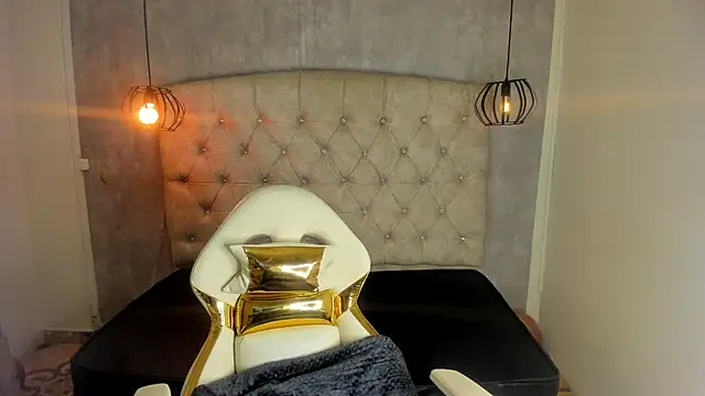 Snapshot of Alice_Laurentt chatting on February 27, 2025, 2:53 am Alice Laurentt online show from February 27, 2025, 2:53 am