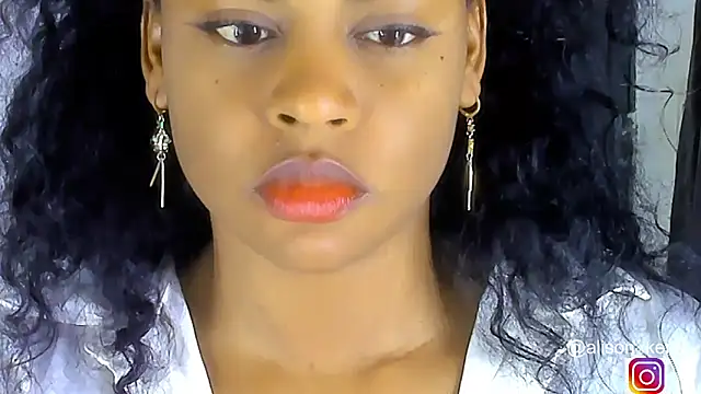 Snapshot of alison-ker3 chatting on October 29, 2025, 7:21 am alison-ker3 online show from October 29, 2025, 7:21 am