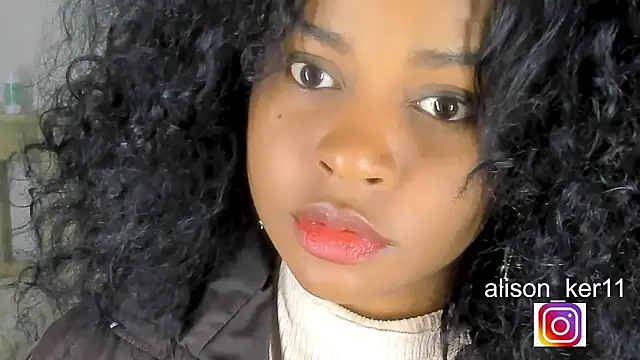 Snapshot of alison-ker3 chatting on December 17, 2025, 8:53 am alison-ker3 online show from December 17, 2025, 8:53 am