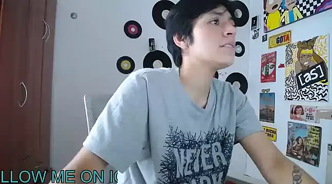 Snapshot of 9_Fernanda_9 chatting on February 21, 2025, 9:32 pm 9 Fernanda 9 online show from February 21, 2025, 9:32 pm