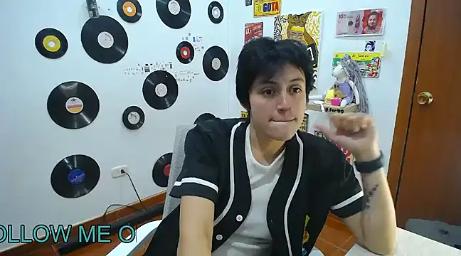 Snapshot of 9_Fernanda_9 chatting on February 27, 2025, 11:48 pm 9 Fernanda 9 online show from February 27, 2025, 11:48 pm