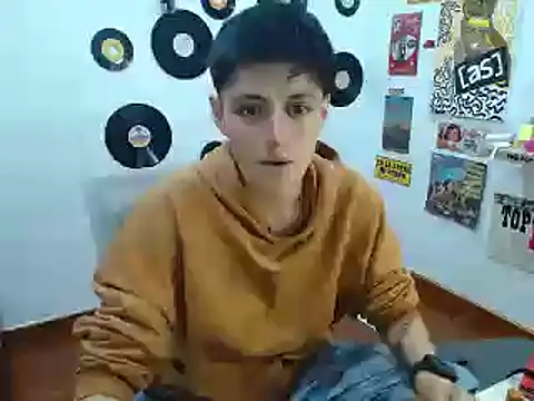 Snapshot of 9_Fernanda_9 chatting on March 4, 2025, 3:22 am 9 Fernanda 9 online show from March 4, 2025, 3:22 am