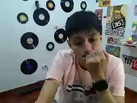 Snapshot of 9_Fernanda_9 chatting on March 5, 2025, 4:34 am 9 Fernanda 9 online show from March 5, 2025, 4:34 am