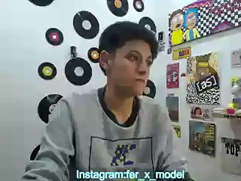 Snapshot of 9_Fernanda_9 chatting on March 13, 2025, 3:33 am 9 Fernanda 9 online show from March 13, 2025, 3:33 am