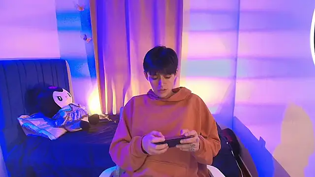 Snapshot of 9_Fernanda_9 chatting on September 19, 2025, 7:10 am 9 Fernanda 9 online show from September 19, 2025, 7:10 am