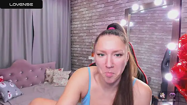 Snapshot of SarahCoksss chatting on March 6, 2025, 4:52 am SarahCoksss online show from March 6, 2025, 4:52 am