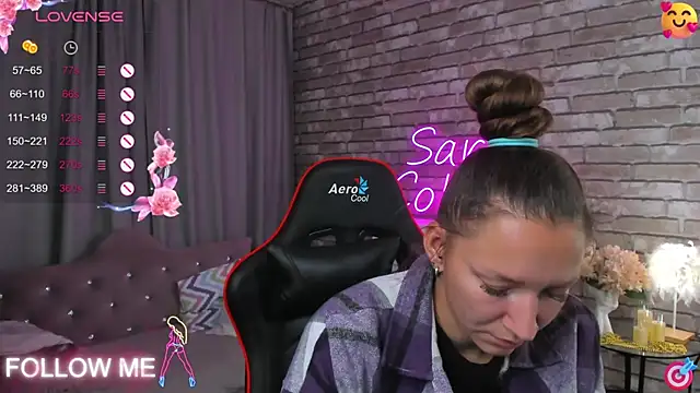 Snapshot of SarahCoksss chatting on September 9, 2025, 1:05 am SarahCoksss online show from September 9, 2025, 1:05 am