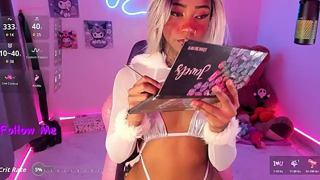 Snapshot of AshantiiSweet chatting on October 31, 2025, 8:54 pm AshantiiSweet online show from October 31, 2025, 8:54 pm