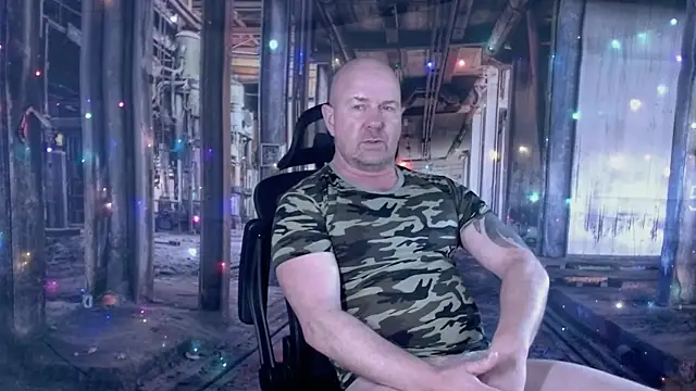 ManlyPrisonGuy online show from December 19, 2025, 1:40 pm