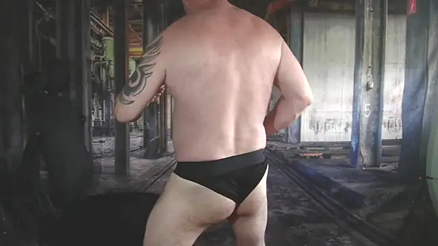 ManlyPrisonGuy online show from April 23, 2026, 2:19 pm