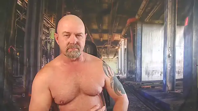 Snapshot of ManlyPrisonGuy chatting on June 7, 2026, 2:10 pm ManlyPrisonGuy online show from June 7, 2026, 2:10 pm