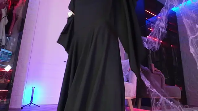 Snapshot of Tasha_Allas chatting on October 31, 2025, 9:32 am Tasha Allas online show from October 31, 2025, 9:32 am