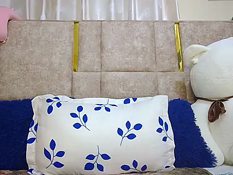 Snapshot of sexy_smiley chatting on January 29, 2025, 1:27 am sexy smiley online show from January 29, 2025, 1:27 am