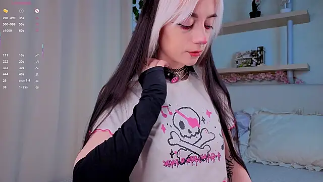 Snapshot of TristaRoht chatting on November 8, 2025, 3:12 pm TristaRoht online show from November 8, 2025, 3:12 pm