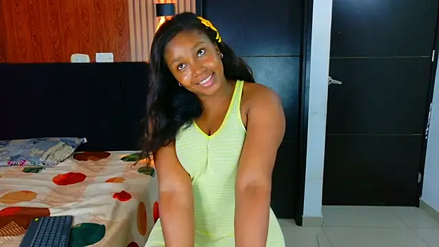Snapshot of Black-gem18 chatting on May 7, 2026, 5:46 am Black-gem18 online show from May 7, 2026, 5:46 am