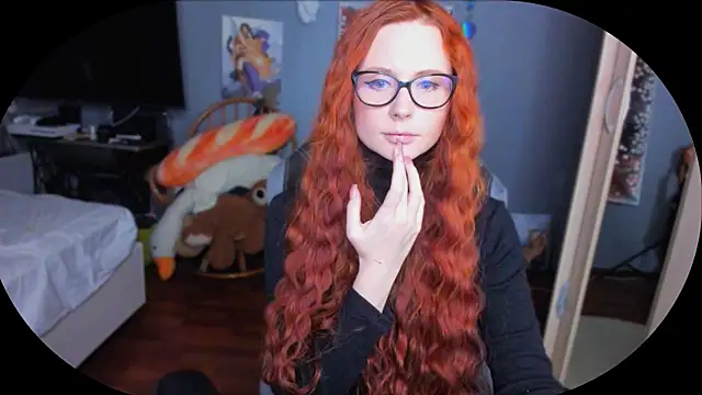 KlementinaBbG online show from December 10, 2024, 8:27 pm