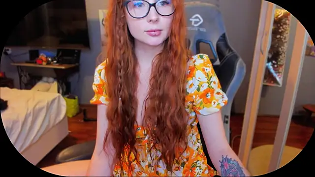 KlementinaBbG online show from March 20, 2025, 8:08 pm