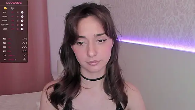 Snapshot of XYour_CharmX chatting on January 12, 2025, 6:38 pm XYour CharmX online show from January 12, 2025, 6:38 pm