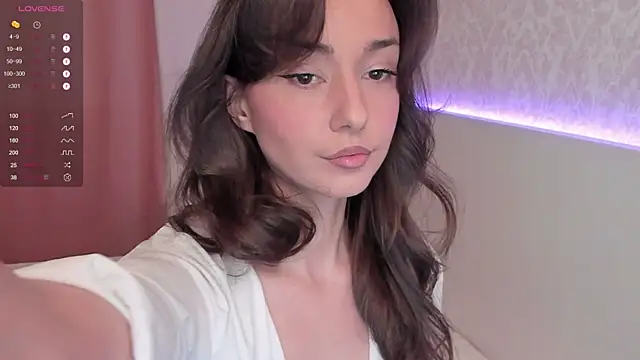 Snapshot of XYour_CharmX chatting on February 15, 2026, 1:09 pm XYour CharmX online show from February 15, 2026, 1:09 pm