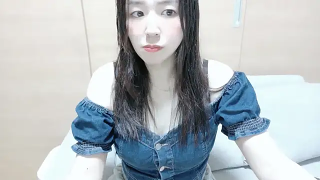 Arisa   online show from June 2, 2026, 11:23 am