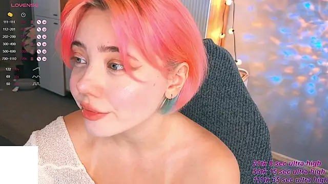   KawaiiYuki   online show from September 29, 2025, 4:28 am