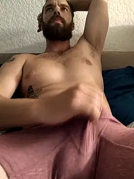 Zaddyfrank69 online show from May 4, 2026, 3:08 pm