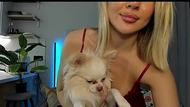 sarahphyllis online show from October 16, 2025, 9:38 pm