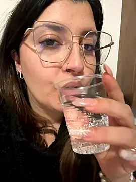 Novababy18 online show from January 13, 2026, 10:15 pm