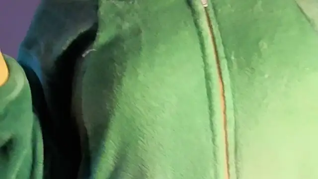 Snapshot of Paola_Lyon_ chatting on September 19, 2025, 6:59 am Paola Lyon online show from September 19, 2025, 6:59 am