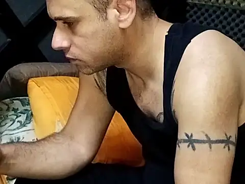 Snapshot of Arabeyes chatting on September 17, 2025, 11:39 pm Arabeyes online show from September 17, 2025, 11:39 pm