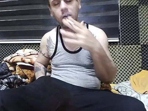 Snapshot of Arabeyes chatting on October 26, 2025, 3:45 am Arabeyes online show from October 26, 2025, 3:45 am