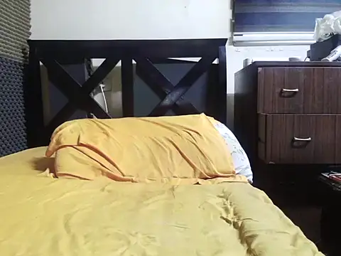 Snapshot of Arabeyes chatting on October 31, 2025, 4:02 am Arabeyes online show from October 31, 2025, 4:02 am