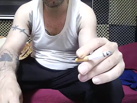 Snapshot of Arabeyes chatting on November 26, 2025, 10:55 pm Arabeyes online show from November 26, 2025, 10:55 pm