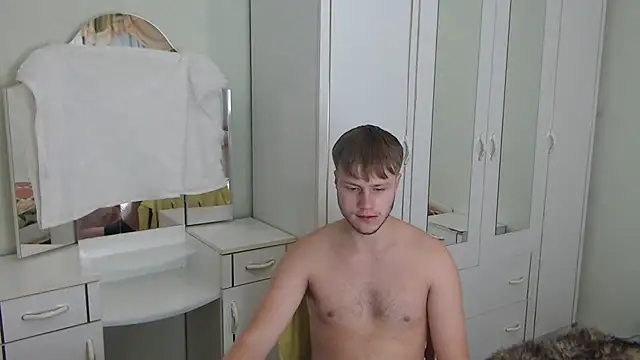 Snapshot of Zoro1999 chatting on December 11, 2024, 2:11 pm Zoro1999 online show from December 11, 2024, 2:11 pm