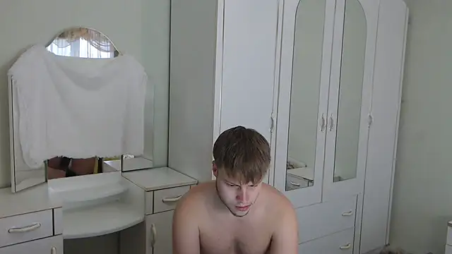 Snapshot of Zoro1999 chatting on January 10, 2025, 1:09 pm Zoro1999 online show from January 10, 2025, 1:09 pm