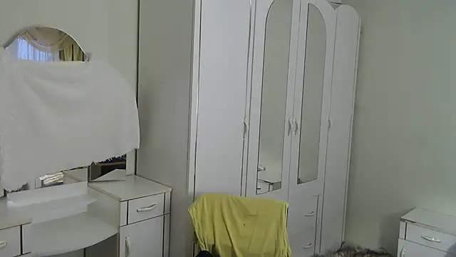 Snapshot of Zoro1999 chatting on January 29, 2025, 6:12 am Zoro1999 online show from January 29, 2025, 6:12 am