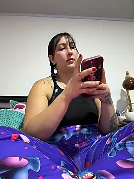 Snapshot of my-kitty chatting on May 26, 2026, 12:17 am my-kitty online show from May 26, 2026, 12:17 am
