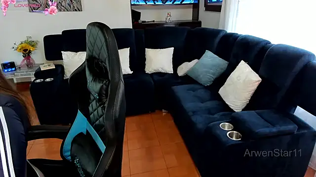 Snapshot of Doll_troy chatting on February 27, 2025, 1:17 pm Doll troy online show from February 27, 2025, 1:17 pm