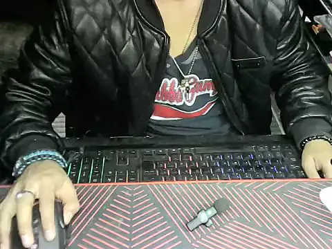 Snapshot of Caballero-lunar chatting on March 28, 2026, 6:46 am Caballero-lunar online show from March 28, 2026, 6:46 am