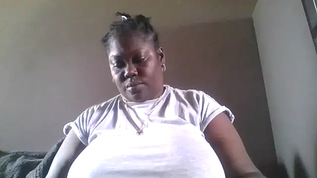 Snapshot of XgeileKutje chatting on May 5, 2026, 3:09 pm XgeileKutje online show from May 5, 2026, 3:09 pm