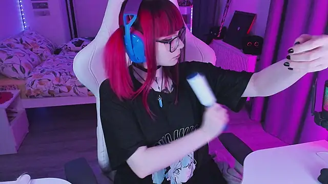 Yumi Youkai online show from February 8, 2026, 2:53 pm