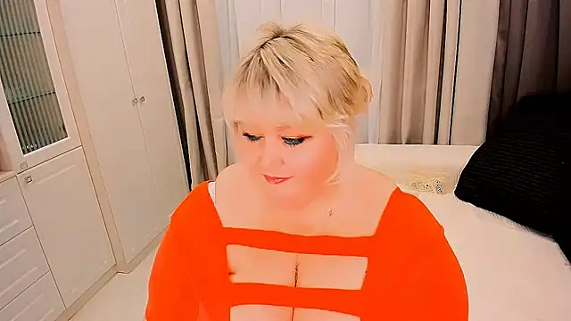 BIGTITSBBW online show from November 14, 2025, 1:54 pm