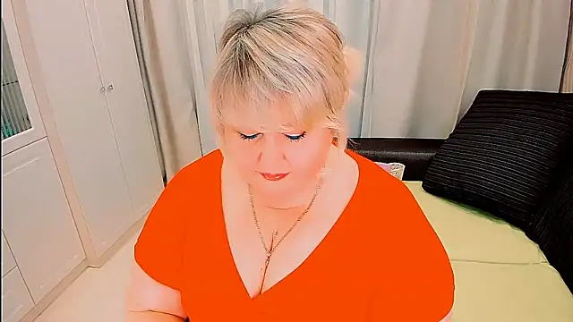 BIGTITSBBW online show from March 25, 2026, 6:58 pm