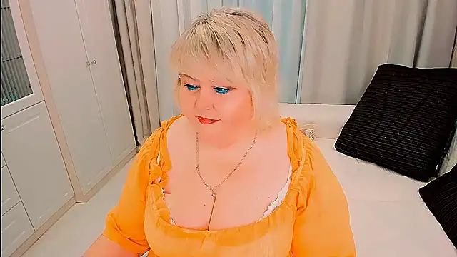 BIGTITSBBW online show from April 22, 2026, 5:36 pm