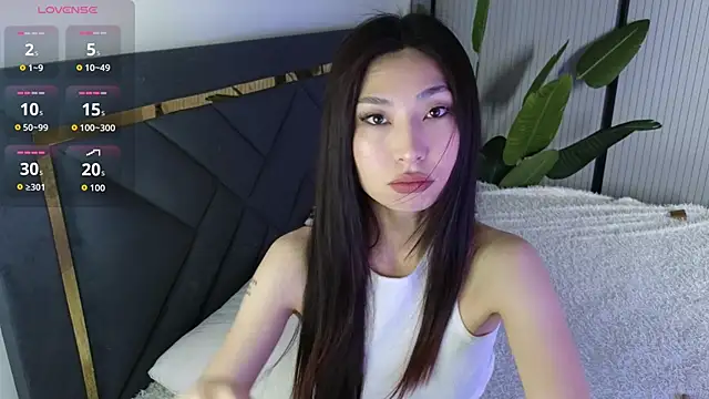 Snapshot of TrishaRey chatting on June 2, 2026, 5:09 am TrishaRey online show from June 2, 2026, 5:09 am