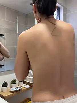 Snapshot of AnnaCastillo_ chatting on November 23, 2025, 1:33 pm AnnaCastillo online show from November 23, 2025, 1:33 pm