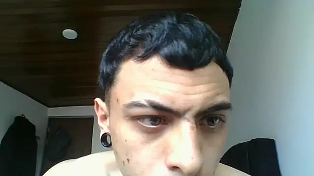 Mollly n david online show from December 19, 2025, 9:11 pm