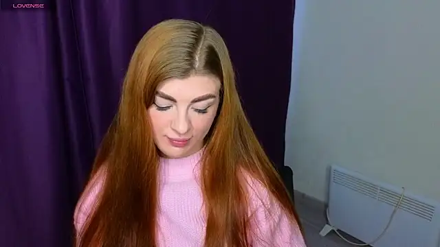 Snapshot of _comefeelme_ chatting on February 6, 2025, 12:48 pm comefeelme online show from February 6, 2025, 12:48 pm